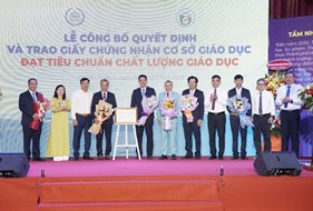  Lễ công bố Quyết định và trao Giấy chứng nhận Kiểm định chất lượng Cơ sở giáo dục cho Trường Đại học Sư phạm Thể dục Thể thao Thành phố Hồ Chí Minh
