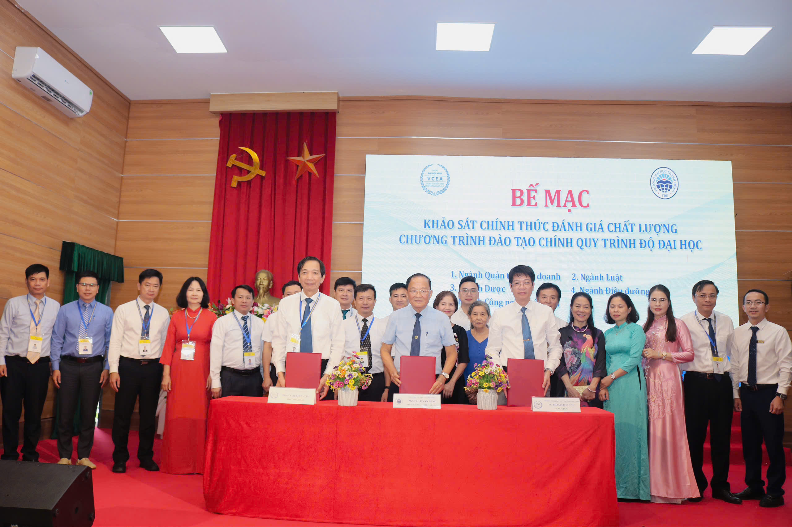  Bế mạc khảo sát chính thức đánh giá chất lượng các chương trình đào tạo của Trường Đại học Thành Đông