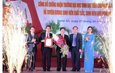 Khai giảng khoá đào tạo thứ 58 và công bố Chứng nhận Trường Đại học Vinh đạt tiêu chuẩn chất lượng giáo dục